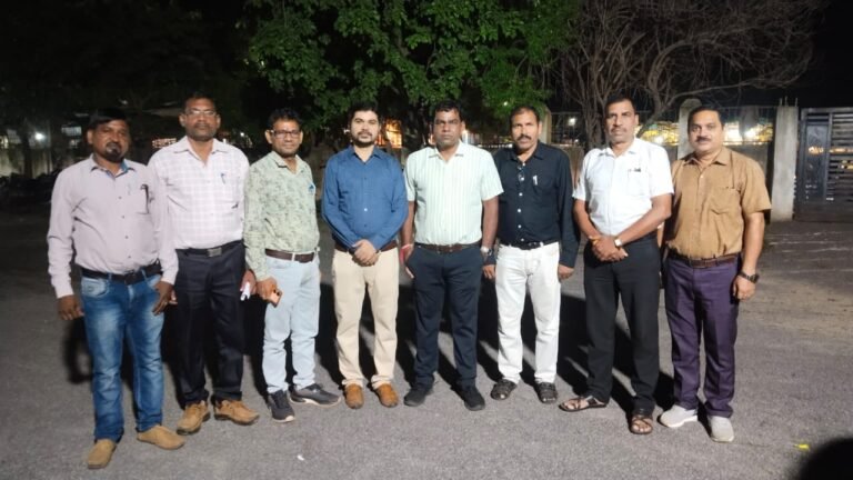 अक्टूबर के रायपुर राज्यव्यापी जंगी प्रदर्शन की तैयारी को लेकर राज्य कर्मचारी संघ की बैठक संपन्न*